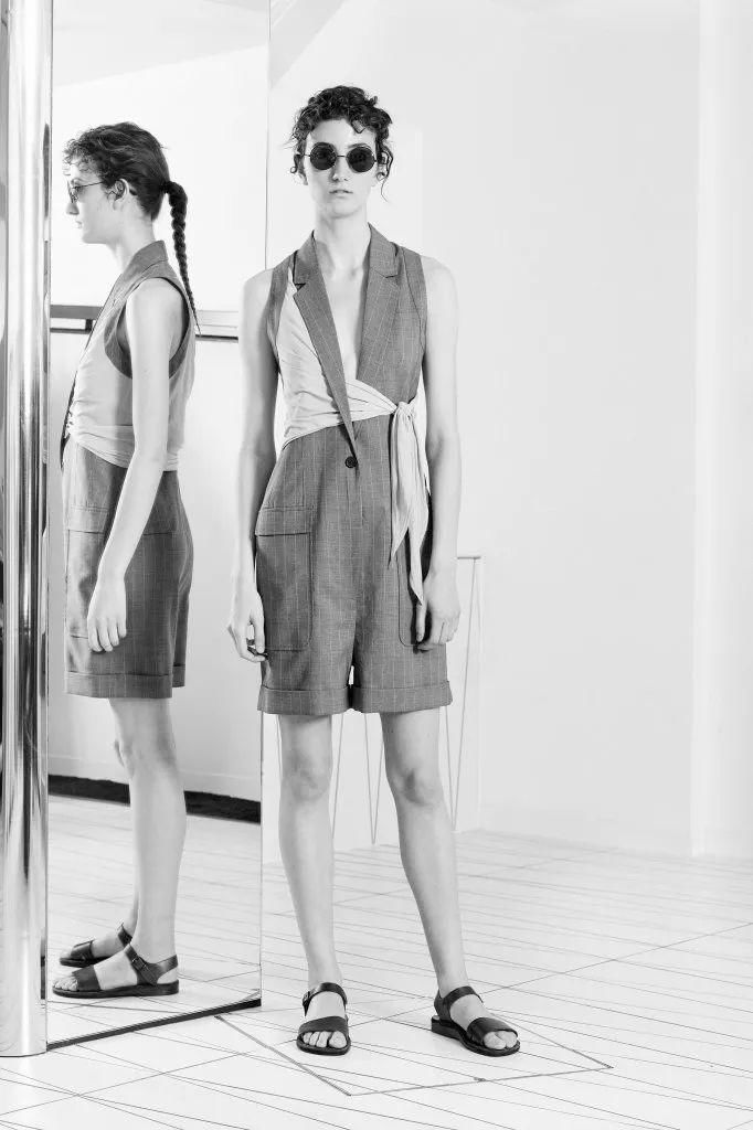 今天懒得想搭配，也能随随便便穿出两米腿!