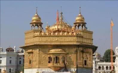 印度的黄金食堂：供游客免费吃喝，每年被游客“刮”走上百斤黄金