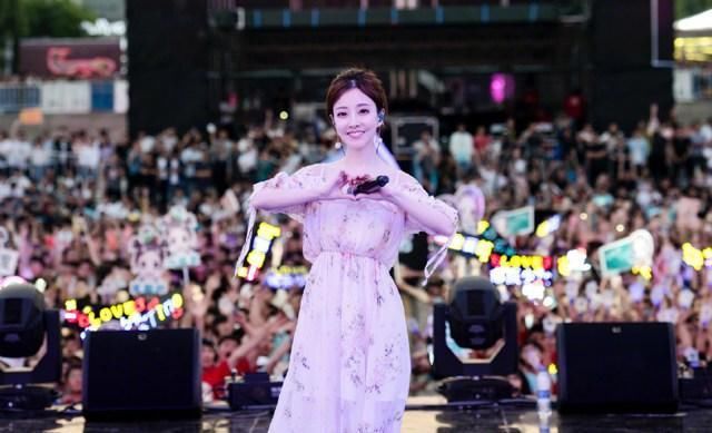 明明是始作俑者，渣男反成无辜者！冯提莫正面澄清完还得被辱骂？