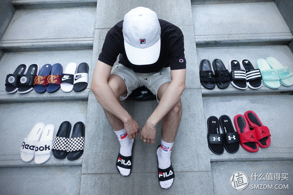 马克实测 篇一:11双澡堂拖鞋大测评!谁说不能下水的拖鞋就不是好