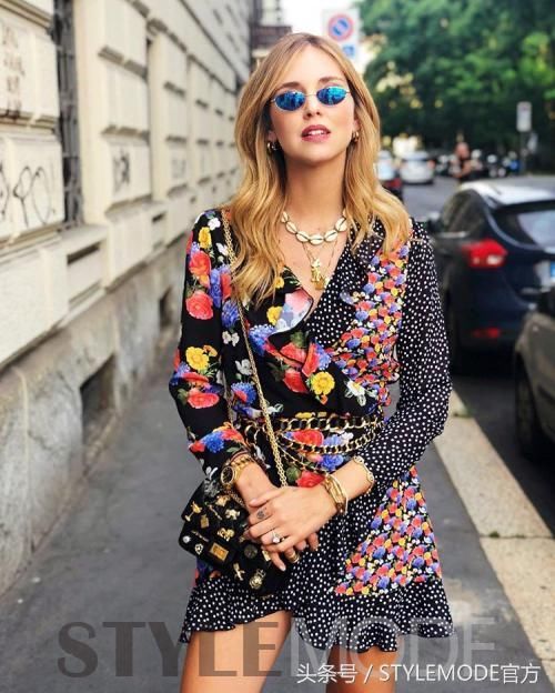 错视感的双拼印花才是今夏秋冬的最新流行指南!