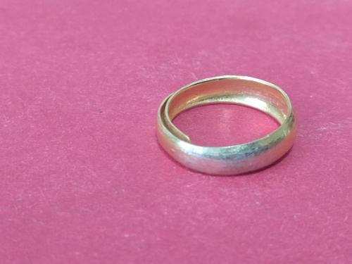 这样佩戴黄金首饰，会让黄金越来越差，克数变少，颜色越来越难看