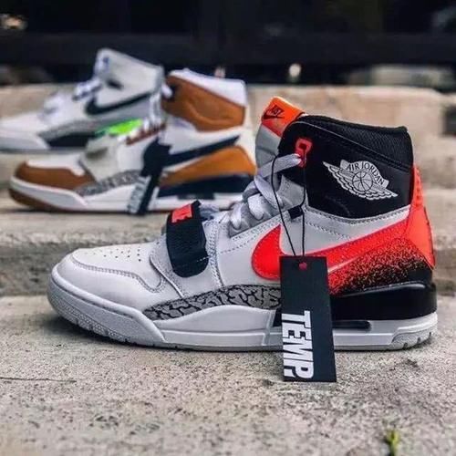  『新品』耐克新品篮球鞋曝光！复古外形颜值高，新科技引入，或成未来重点