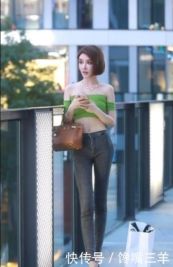  『颜值』时尚摄影：这样的颜值和身材，你能打几分！