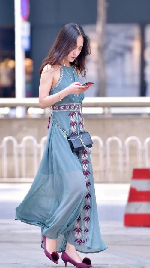 街拍美女丨此生如果没有去过南方看美女，那真的是太遗憾！