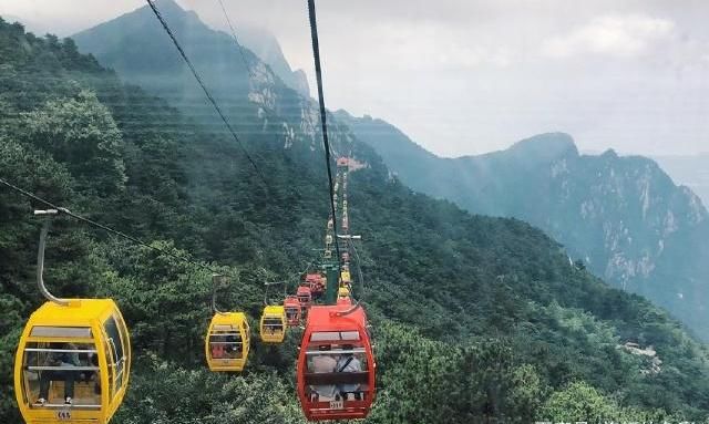 国内这个景区令网友们气愤，中国人收门票，日本人等外国人免费！