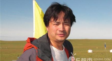 蒋方舟易小荷等多人曝光章文性骚扰真相 章文的文章最新微博资料