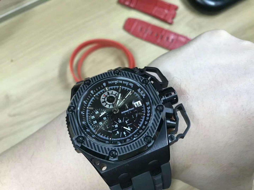 36岁的贾玲，不减肥的原因与名表有关?瘦下来就不可以吗?