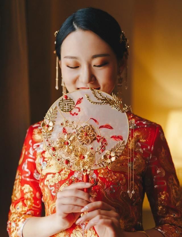  「马来」中式礼服之龙凤褂·秀禾服·马来褂