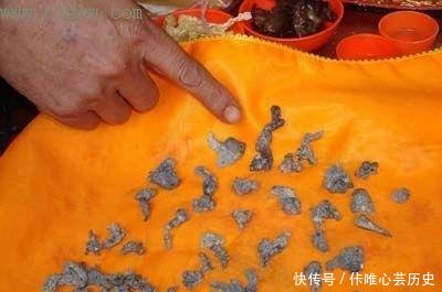  佛教@佛教高僧圆寂火化后，留下的舍利子，到底是什么，真的是圣