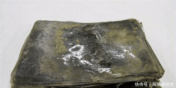 100多年前的相机胶卷在南极被发现,底片冲洗后让世人佩服!