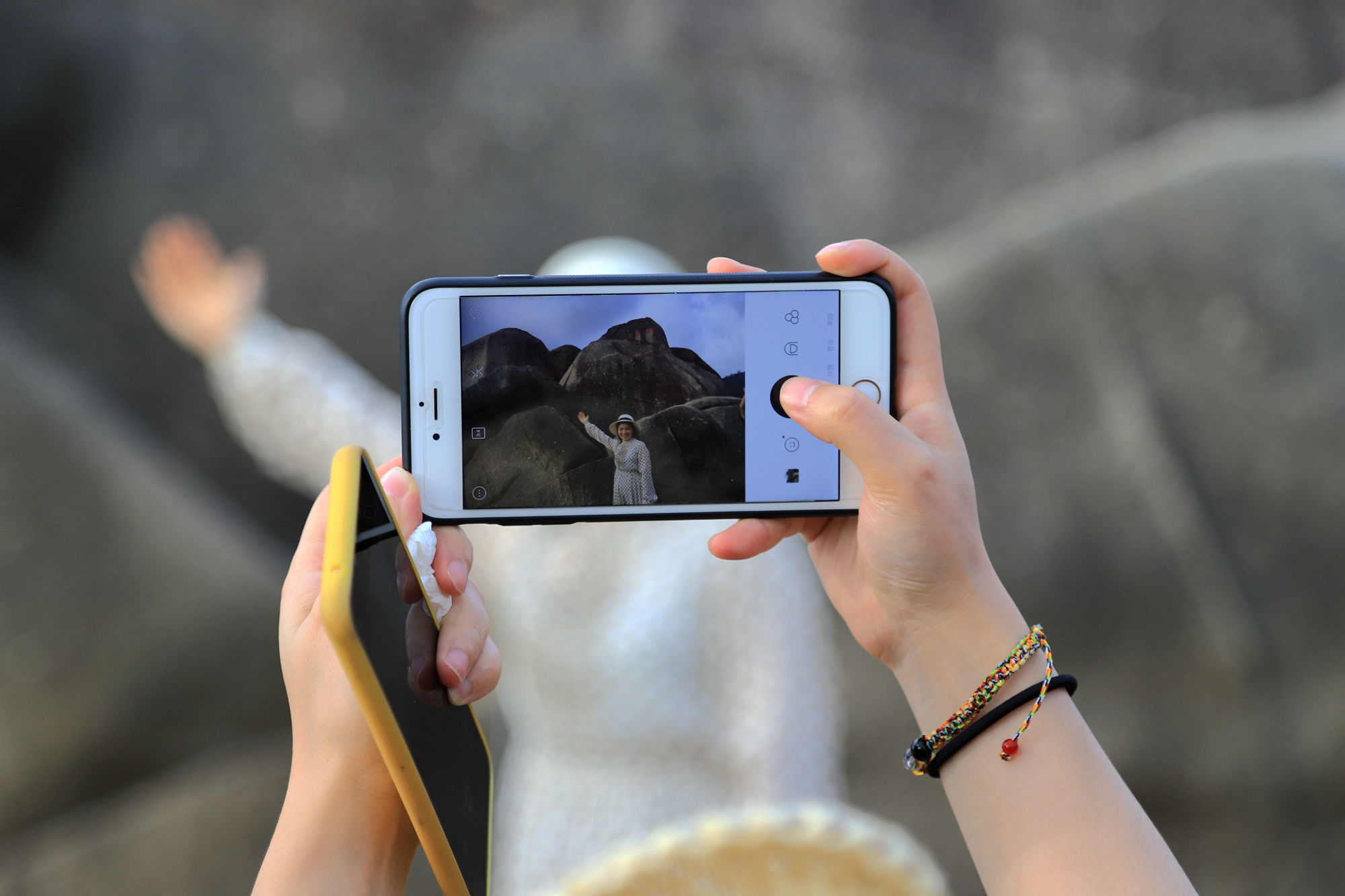 【遇上一座城】请到天涯海角来，一起去看比基尼大长腿的三亚微游