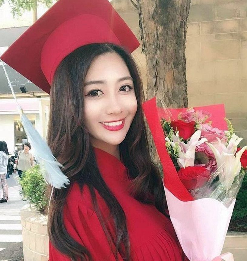 「鲜花」送女生礼物攻略,送什么不踩雷?准备表白的直男看这里