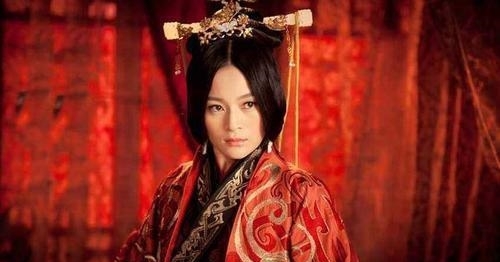  事件■郭后灵前屠杀事件的前因后果，嫡庶之争背后，刘秀艰难的政治抉择