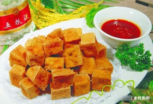  「喂狗」农谚“豆腐下酒，不如喂狗。”是啥意思？