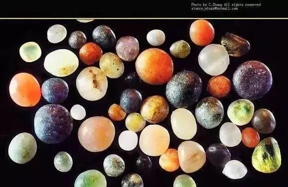 普通沙子放大300倍后是怎么样的?美丽的让人怀疑!