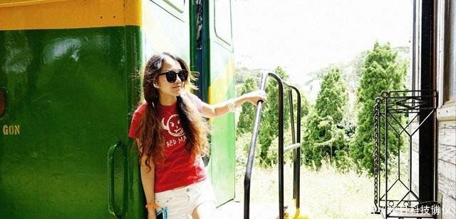 中国“舒坦”的一列火车，夕发朝至一站直达，堪比移动宾馆！