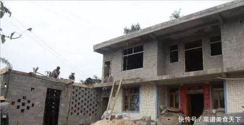 2019年开始，农村有着四类房子的将要拆除，每人补贴最少三万