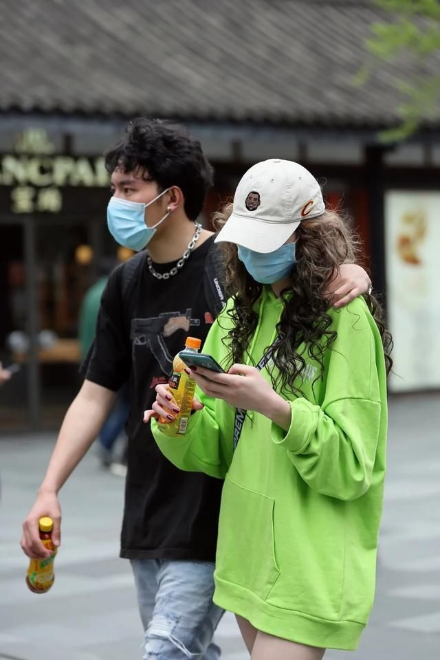  「时髦」今年穿运动一点更时髦！