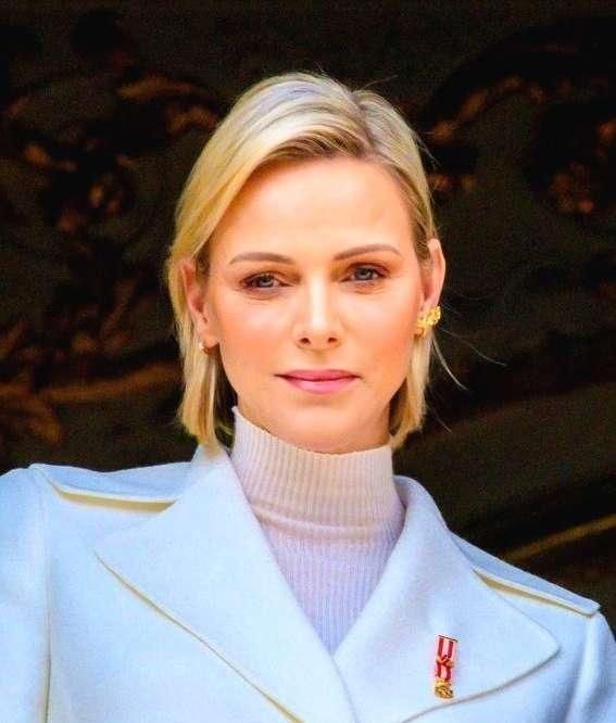 夏琳：摩纳哥王妃夏琳爱情曲折，婚前逃跑三次，终由灰姑娘变身皇室成员