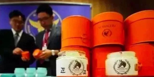 坑完中国游客，外国人这样说:反正他们人傻钱多，太好骗!