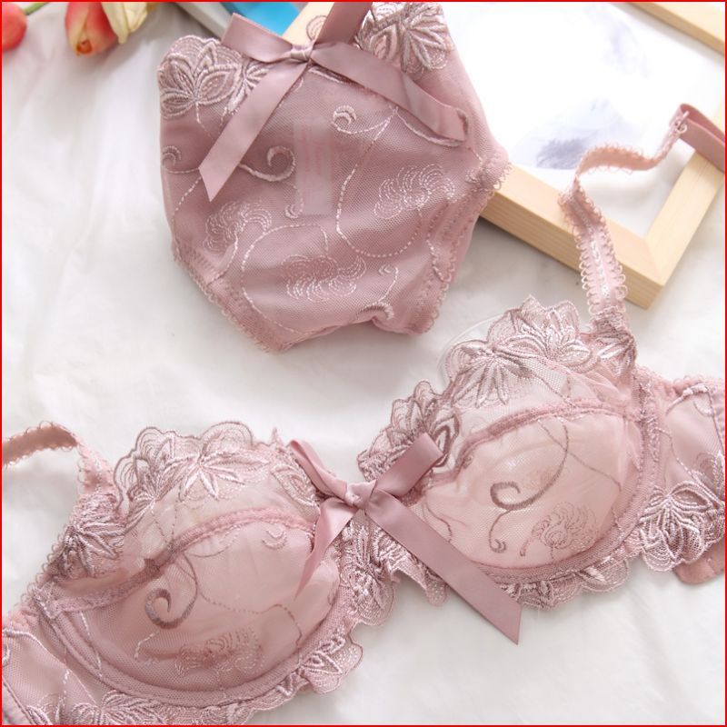 偷偷告诉你,女人一套要穿这样的文胸套装,比普通好看,显女人味