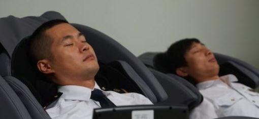 高铁司机晒出自己工资单，网友震惊：这么高，一个月比我半年都多