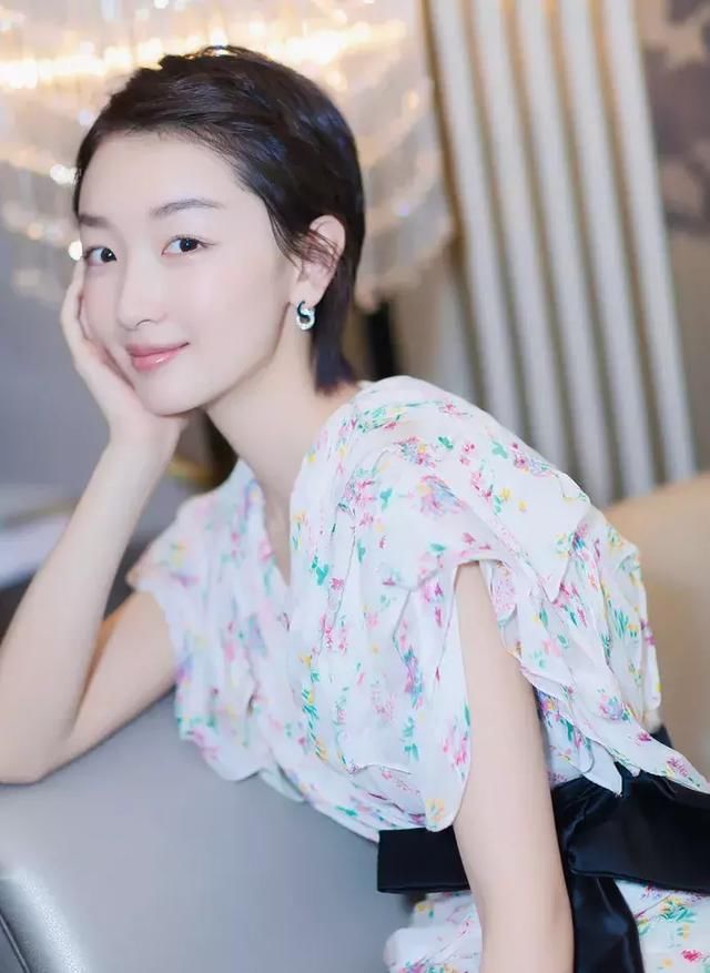 周冬雨，短发不是你说剪就能剪，根据脸型选择长度才是关键!