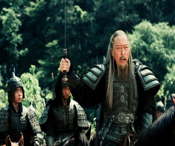  孙权@三国的君主，为何孙权迟迟不敢称皇帝，他在害怕什么？
