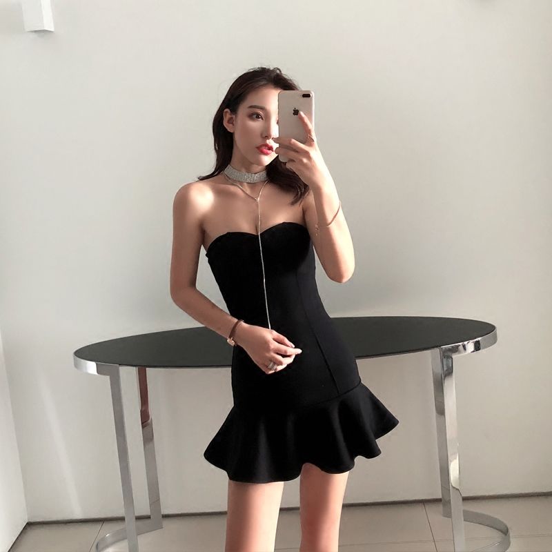 冷淡风小心机连衣裙，穿上清纯又洋气，各种身材都能穿，秒变女神