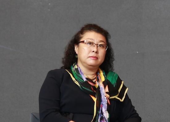  「骗钱」内蒙厅级干部被双开:对诈骗犯无理要求言听计从,不惜撒