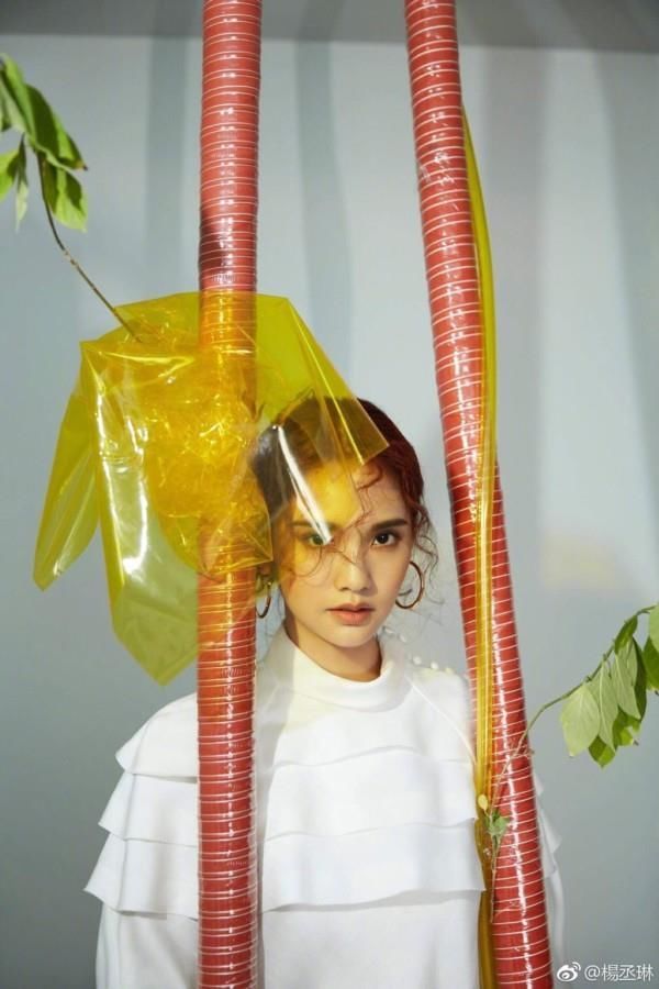 《如懿传》的米老鼠耳环原来这么时髦？连孟美岐都在戴！