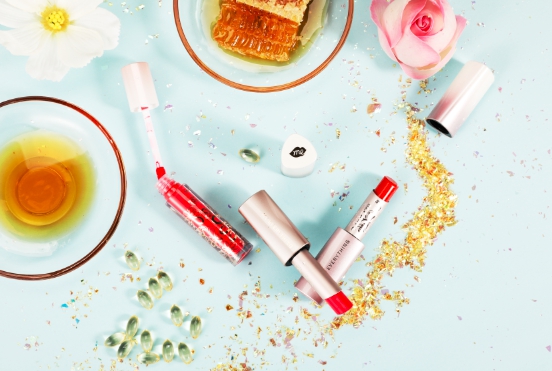 最爱那一瞥惊鸿，蜜蜜淳亮唇系列使用指南