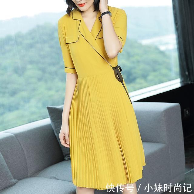 「显嫩」颜色超显嫩的连衣裙,很受上班族们的喜爱