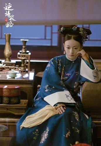 “社会你魏姐”吴谨言发文向央视节目组道歉，网友：且行且珍惜吧