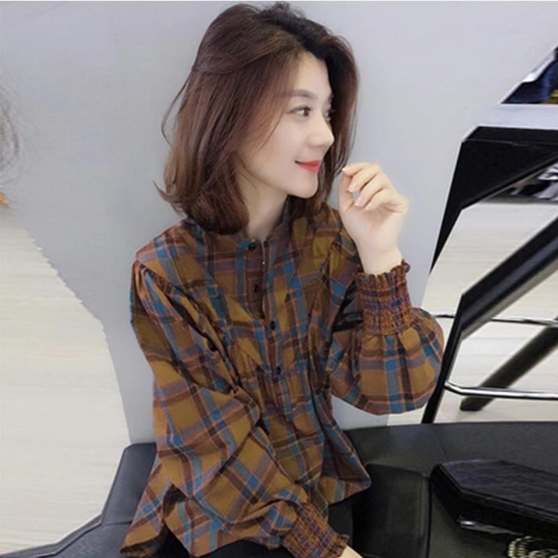 毫不夸张的说，这是我见到巨美的减龄小衫，老婆穿上跟女儿一样嫩