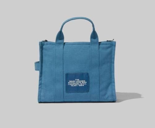  「Marc」Marc Jacobs2020年春夏款除了相机包，这些“蓝” 包也很美