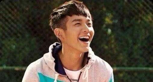 娱乐圈再一男星疑似抑郁倾向,发文称我死了有人在乎吗?