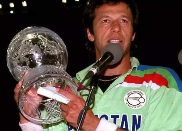 中国真铁友!白送战机导弹 还正面怼翻美国