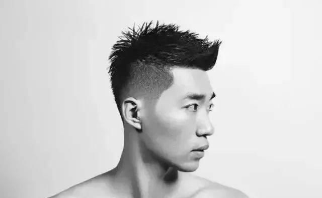  「两边铲」别让刘海儿遮挡你的酷帅，露额头型给你更有型男范！