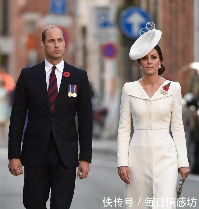 哈里大婚，凯特四穿旧衣低调登场，夏洛特公主吐舌抢镜