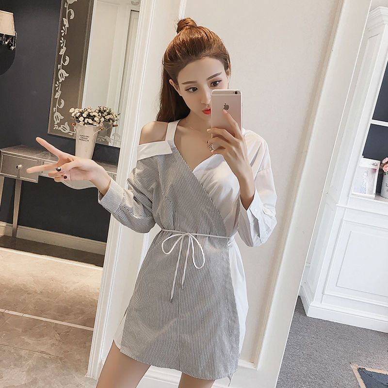 小姐姐，你真会打扮!穿这样的洋气秋装，可爱时尚完全藏不住