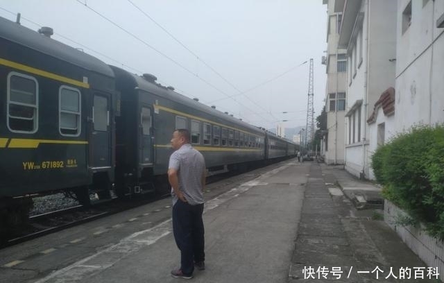 火车票价2元，车程11分钟，不检票，不排队，你就说信不信？