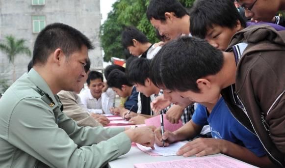  #报考#2020省考即将来临，基层公务员还值得报考吗？