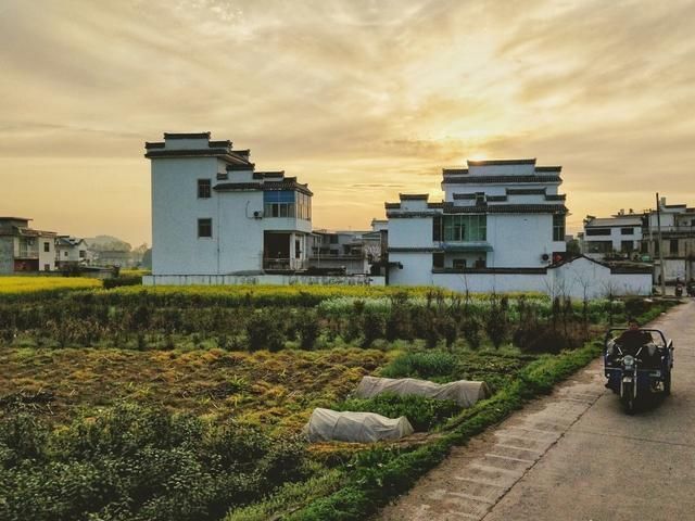 在自家耕地上建房合法吗？农民朋友一定要明白这几点