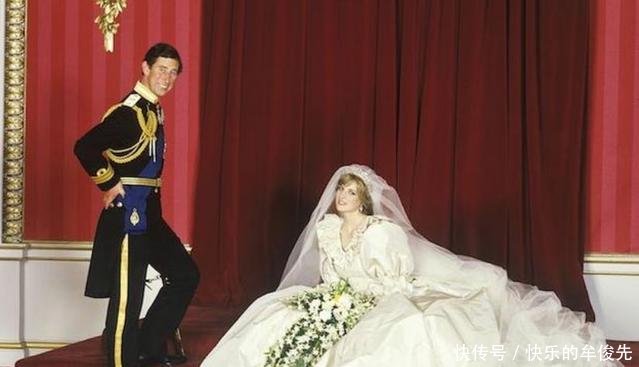 戴安娜永远的英伦玫瑰，创始的“复仇裙”，如今时尚潮人的追逐