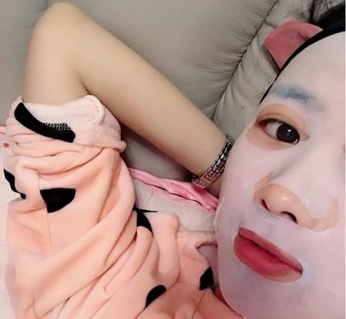  安辰：好用不贵的网红面膜：安辰、补水，佑天兰精华超多，你用过哪个