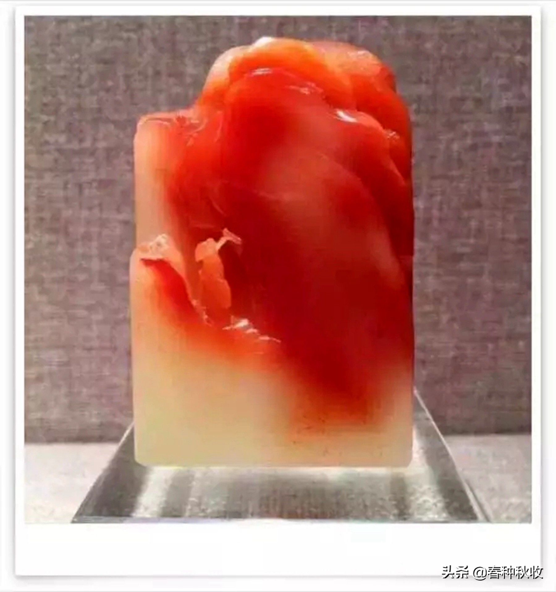 寿山石是我国的瑰宝，纯手工从内壁画出来，工艺非常精湛