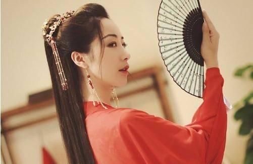 『女生』女生中性古装扎发,帅气不输男儿