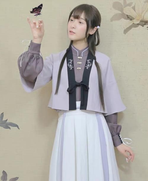  #汉服#穿汉服出街被骂，但汉元素不一样，这几套汉服男生看了都不舍